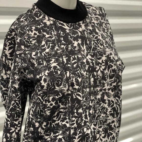 Tory Burch sweetshirt - Picture 2 of 6